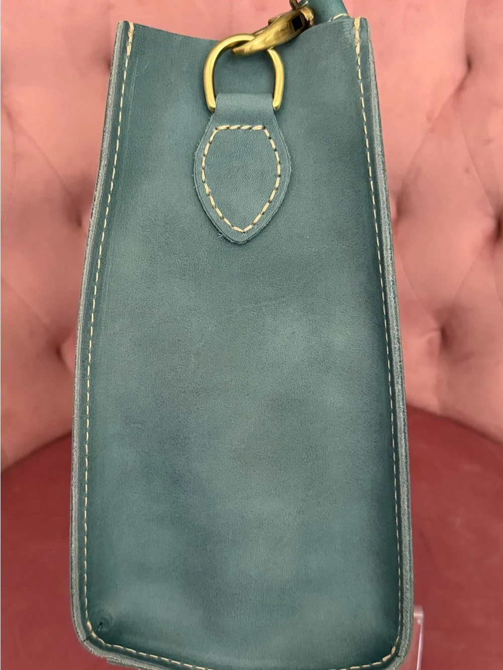 Portland Leather suede exterior